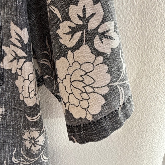 Reyn Spooner Mens XL Short Sleeve Button Up Shirt Gray Floral Hawaiian Aloha - Picture 9 of 16